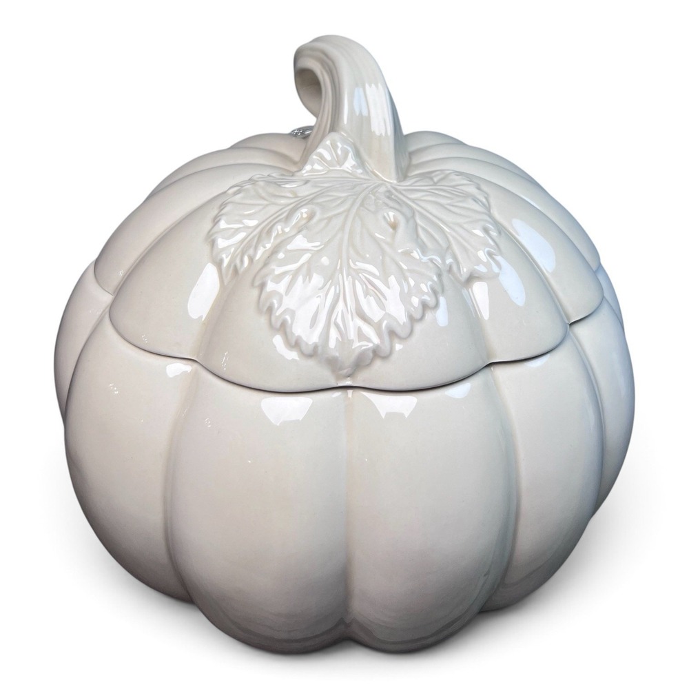 2009 Harry Slatkin Bath & Body White Ceramic Fall Pumpkin Cookie Jar Candy Dish - Picture 2 of 12